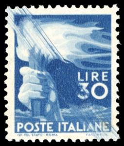 1945 - 30 lire Democratica (563), evidenti ... 