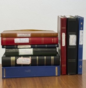 GERMANIA 1945/2018 - Otto raccoglitori ed un ... 